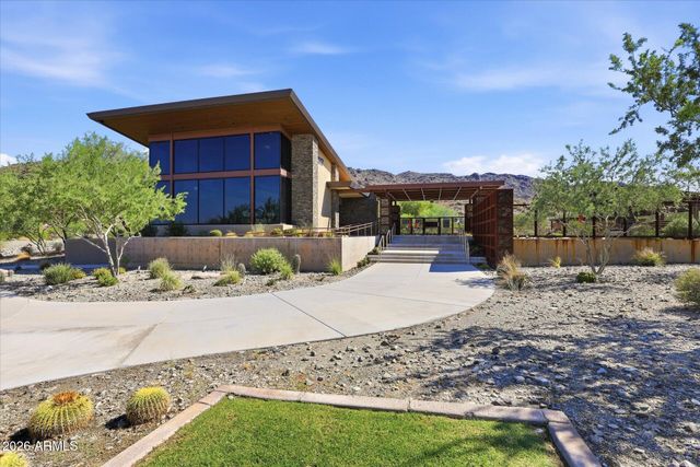 1118 E PASEO Way, Phoenix, AZ 85042