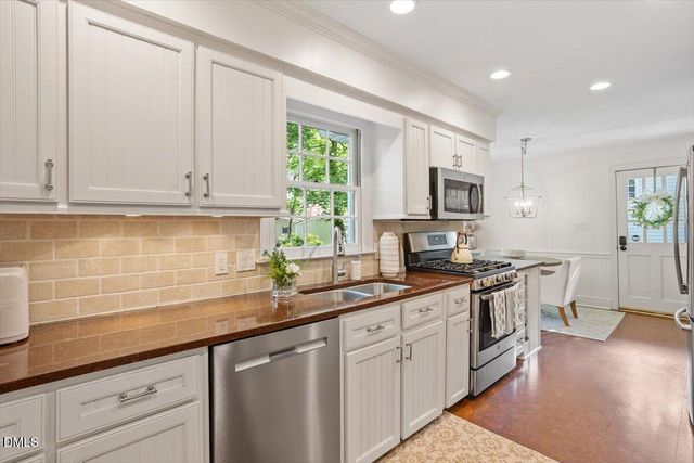 2220 Middlefield Court, Raleigh, NC 27615