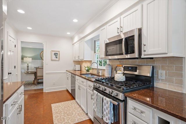 2220 Middlefield Court, Raleigh, NC 27615