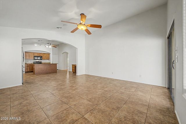 1362 E ANGELINE Avenue, San Tan Valley, AZ 85140