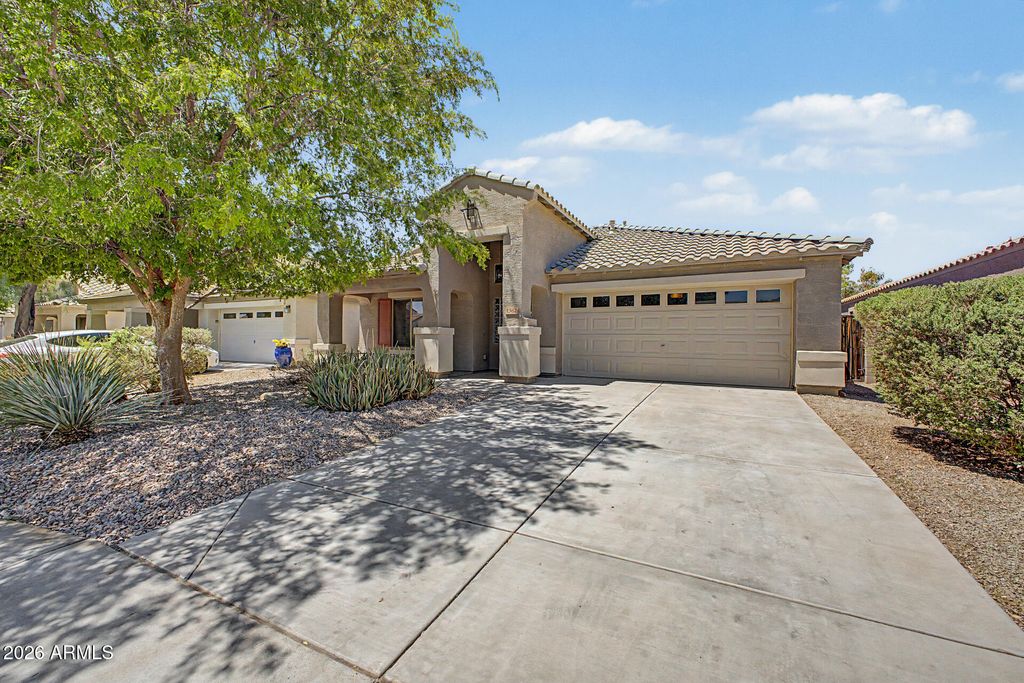 1362 E ANGELINE Avenue, San Tan Valley, AZ 85140