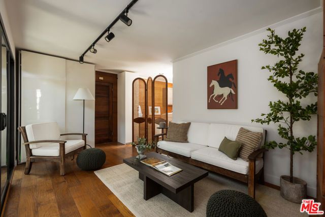 454 Stassi Lane, Santa Monica, CA 90402