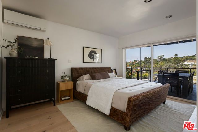 454 Stassi Lane, Santa Monica, CA 90402