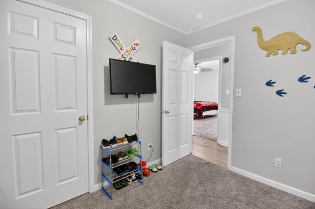 1845 W BORIS DR, Columbia, MO 65203