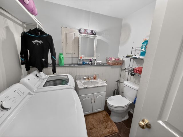 1845 W BORIS DR, Columbia, MO 65203