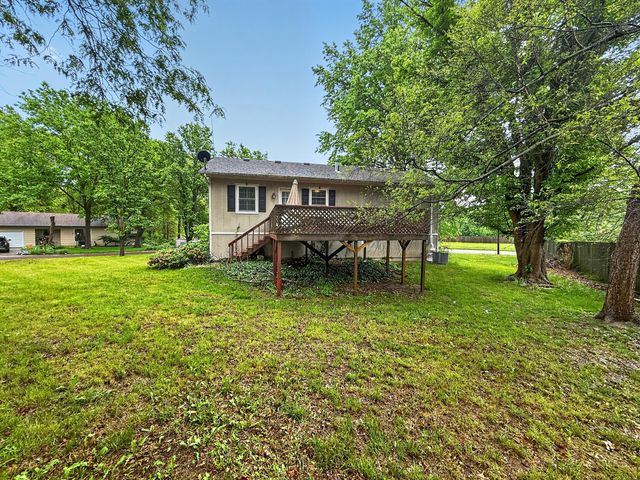 1845 W BORIS DR, Columbia, MO 65203