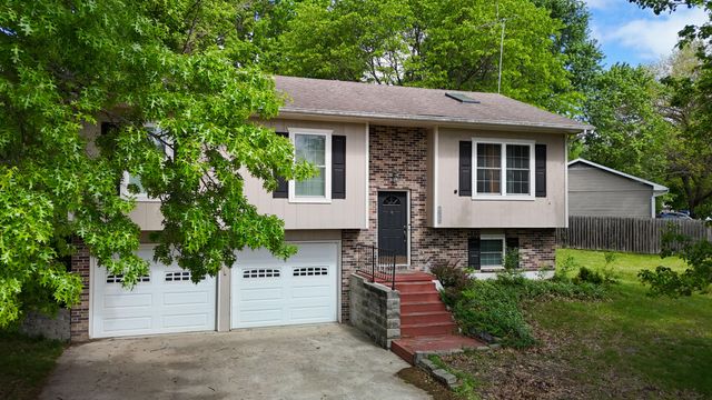 1845 W BORIS DR, Columbia, MO 65203