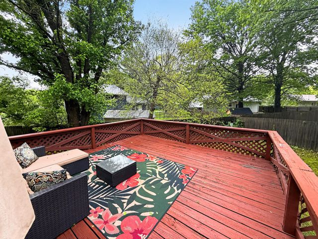 1845 W BORIS DR, Columbia, MO 65203