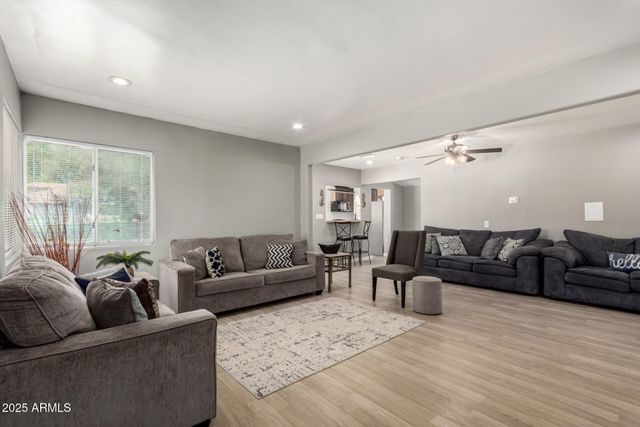 1134 W 2ND Street, Mesa, AZ 85201