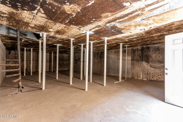 1134 W 2ND Street, Mesa, AZ 85201