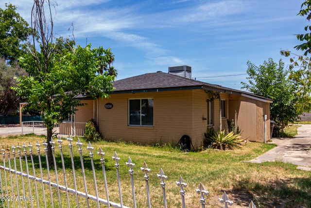 1134 W 2ND Street, Mesa, AZ 85201