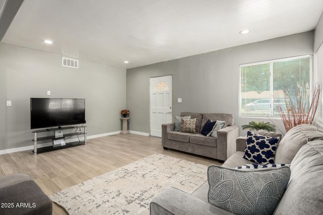 1134 W 2ND Street, Mesa, AZ 85201