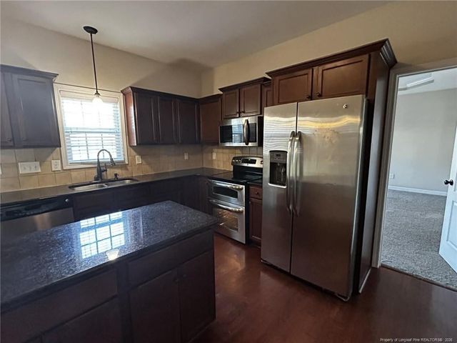 2804 Deepwater Court, Fayetteville, NC 28306