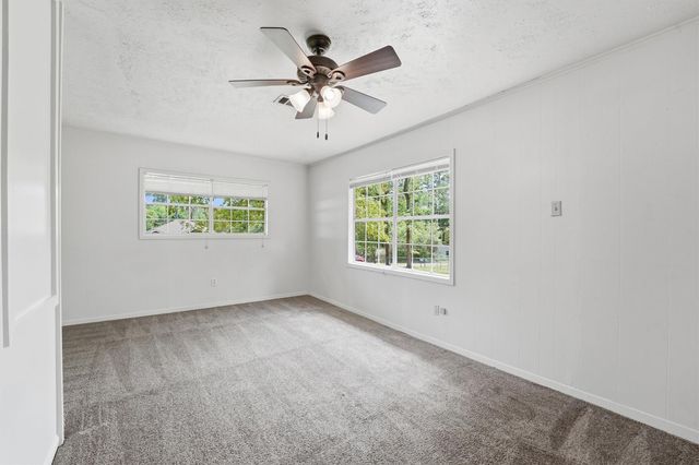 6492 Bonanza Drive, Montgomery, TX 77316