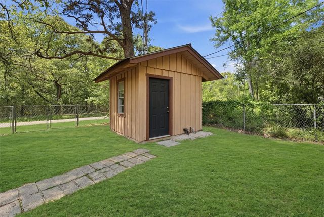 6492 Bonanza Drive, Montgomery, TX 77316