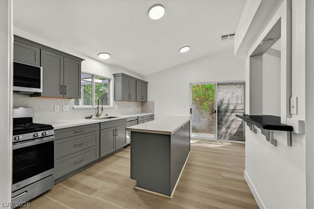 460 Como Court, Henderson, NV 89015