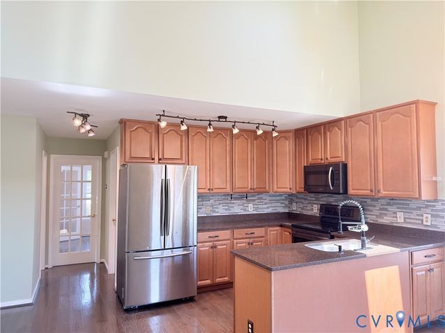 9017 Jeans Grove Ln, Mechanicsville, VA 23116