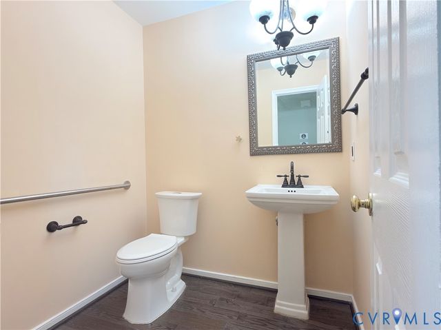 9017 Jeans Grove Ln, Mechanicsville, VA 23116