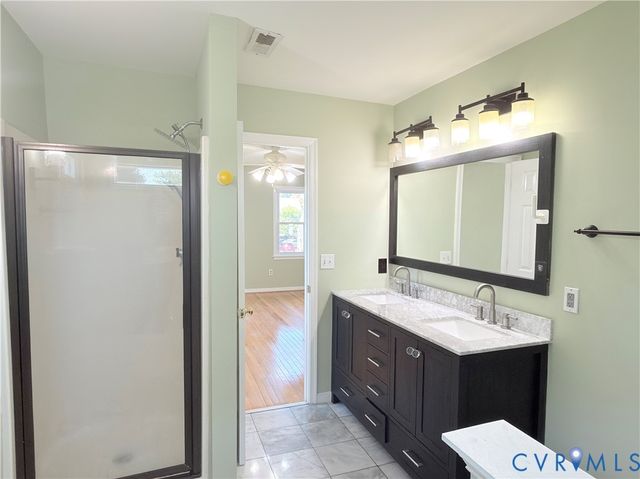 9017 Jeans Grove Ln, Mechanicsville, VA 23116