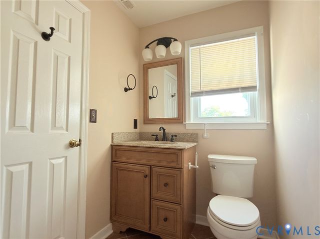 9017 Jeans Grove Ln, Mechanicsville, VA 23116