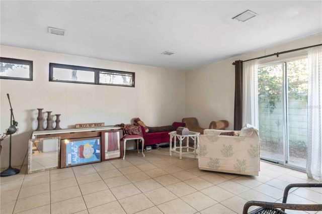 2695 S EAST AVENUE, Sarasota, FL 34239