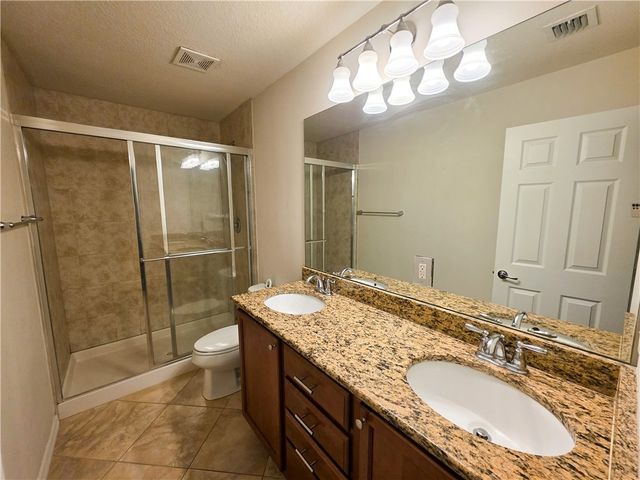 1069 Normandie Way, Vero Beach, FL 32960