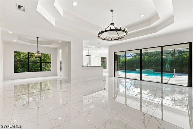 4617 Azalea DR, Naples, FL 34119
