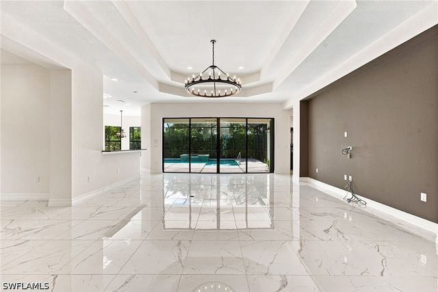 4617 Azalea DR, Naples, FL 34119