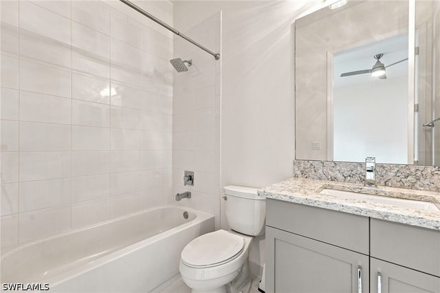 4617 Azalea DR, Naples, FL 34119