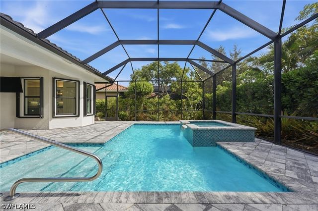 4617 Azalea DR, Naples, FL 34119