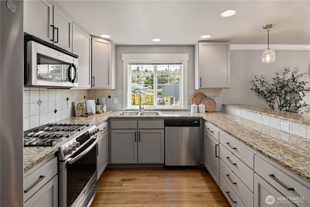 5015 A 8th Avenue NW, Seattle, WA 98107