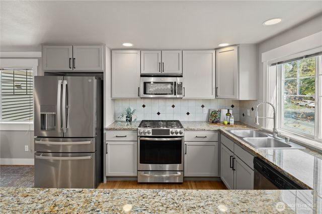 5015 A 8th Avenue NW, Seattle, WA 98107