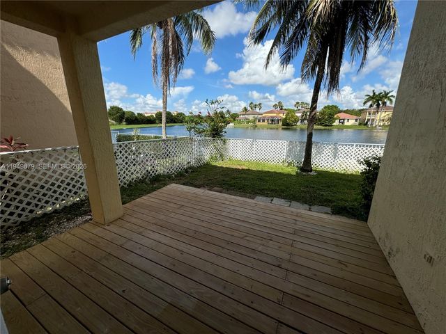 3523 SW 169th Ter, Miramar, FL 33027