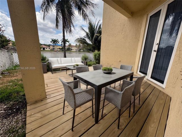 3523 SW 169th Ter, Miramar, FL 33027