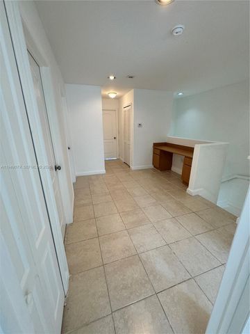 3523 SW 169th Ter, Miramar, FL 33027