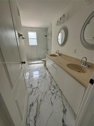 3523 SW 169th Ter, Miramar, FL 33027