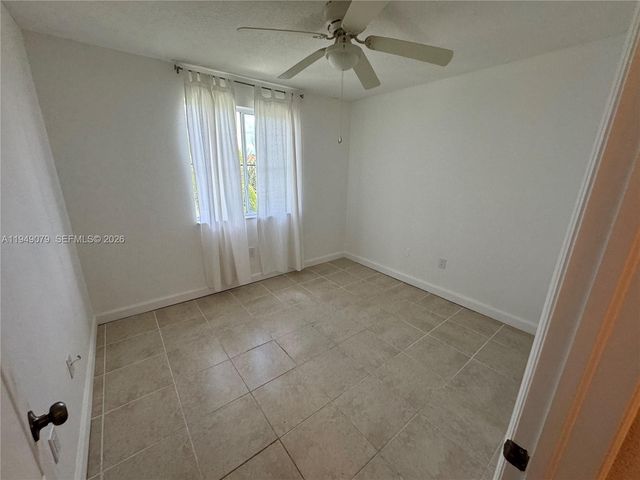 3523 SW 169th Ter, Miramar, FL 33027