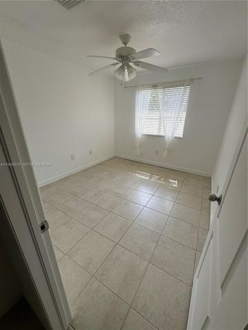 3523 SW 169th Ter, Miramar, FL 33027