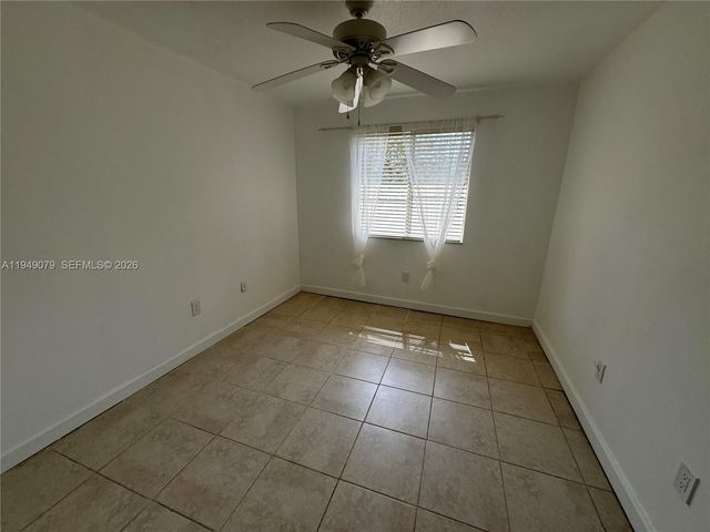 3523 SW 169th Ter, Miramar, FL 33027