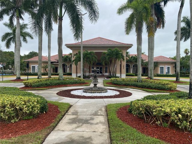 3523 SW 169th Ter, Miramar, FL 33027