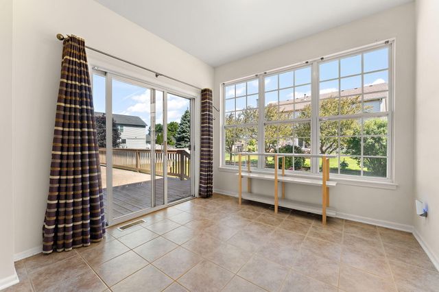 1356 Silver Fern Lane, Schererville, IN 46375