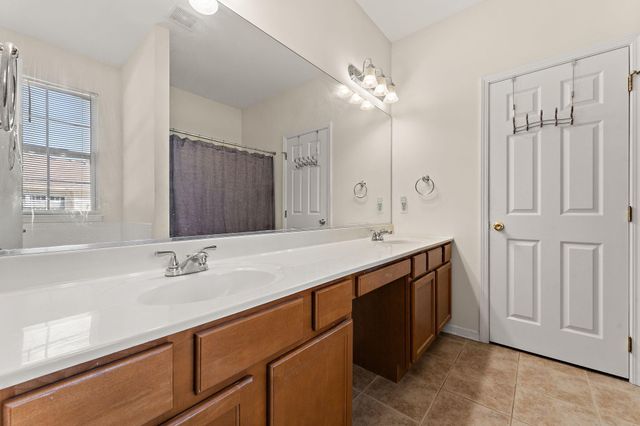 1356 Silver Fern Lane, Schererville, IN 46375