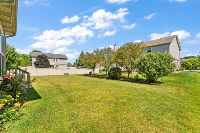 1356 Silver Fern Lane, Schererville, IN 46375