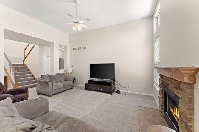 1356 Silver Fern Lane, Schererville, IN 46375