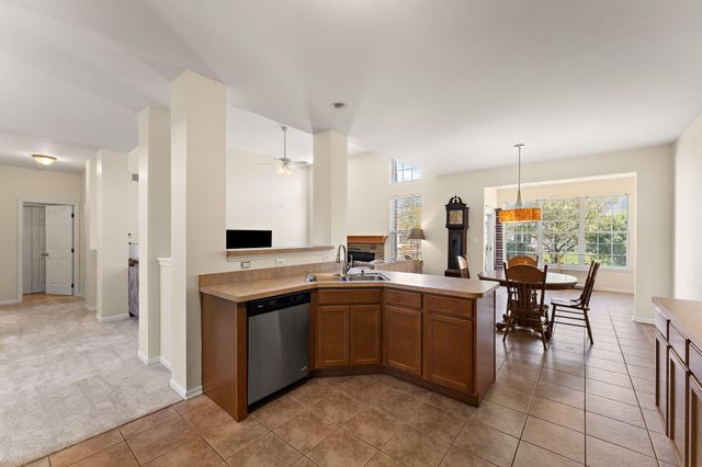 1356 Silver Fern Lane, Schererville, IN 46375