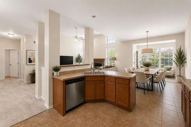 1356 Silver Fern Lane, Schererville, IN 46375