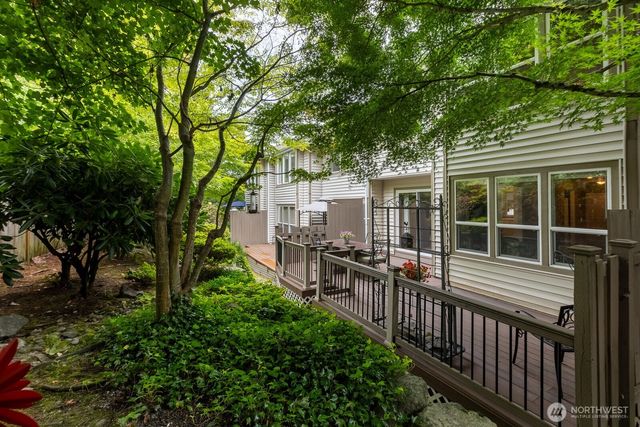 23430 100th Ave SE #E102, Kent, WA 98031