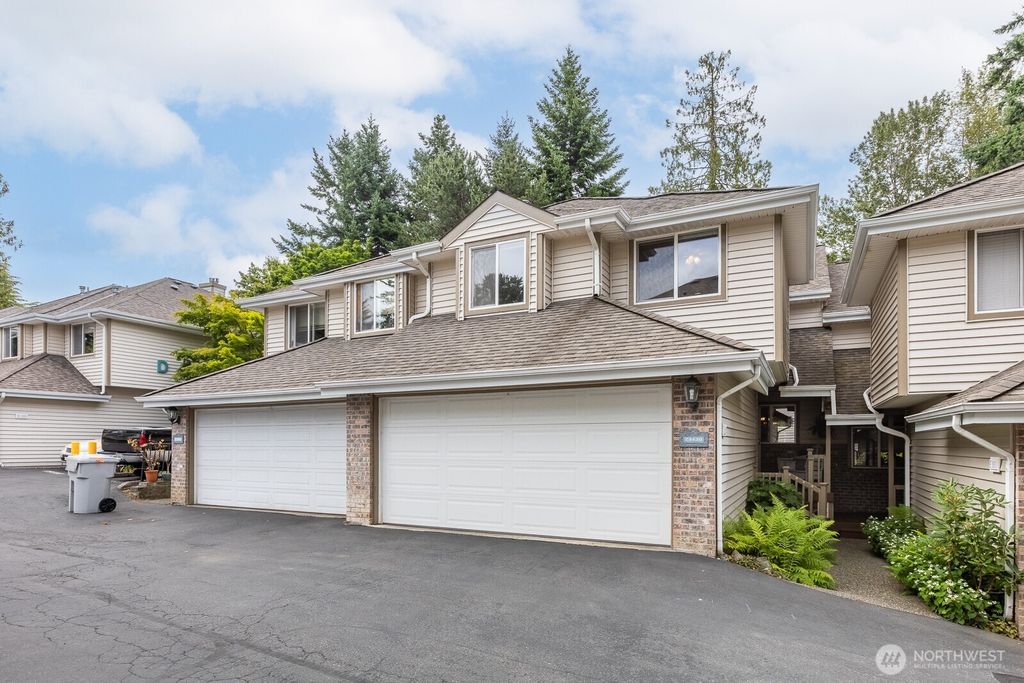 23430 100th Ave SE #E102, Kent, WA 98031