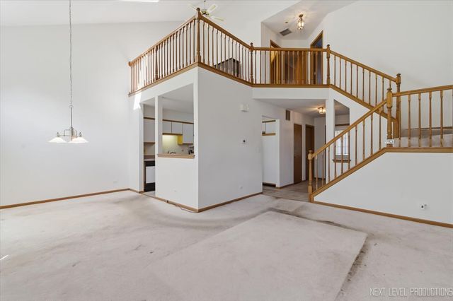 1334 Coldspring Road 1334, Carol Stream, IL 60188