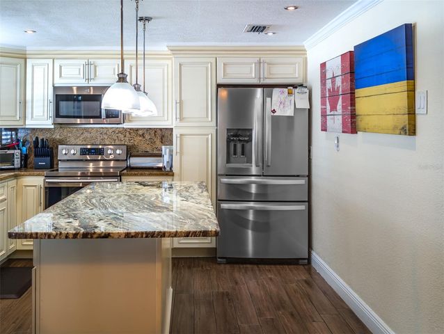 9436 PALM AVENUE, Port Richey, FL 34668